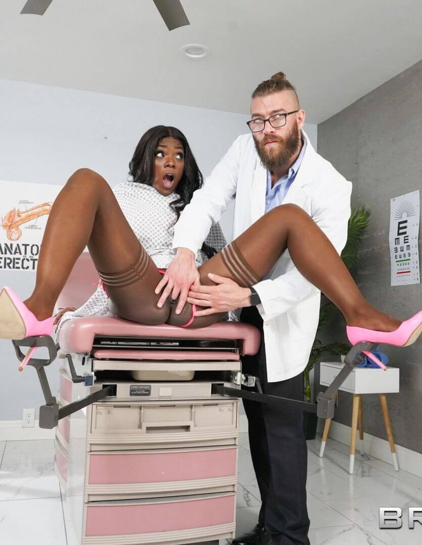 3 Ana Foxxx had sex with her gynecologist 2